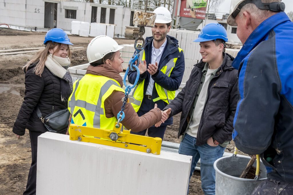 Start bouwviering De Blauwe Beek Oploo